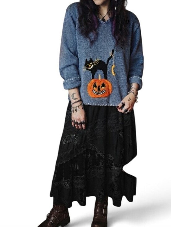 Northern Isles Sweaters - Y2K Vintage Northern Isles Halloween Black Cat Pumpkin Embroidered Blue Sweater